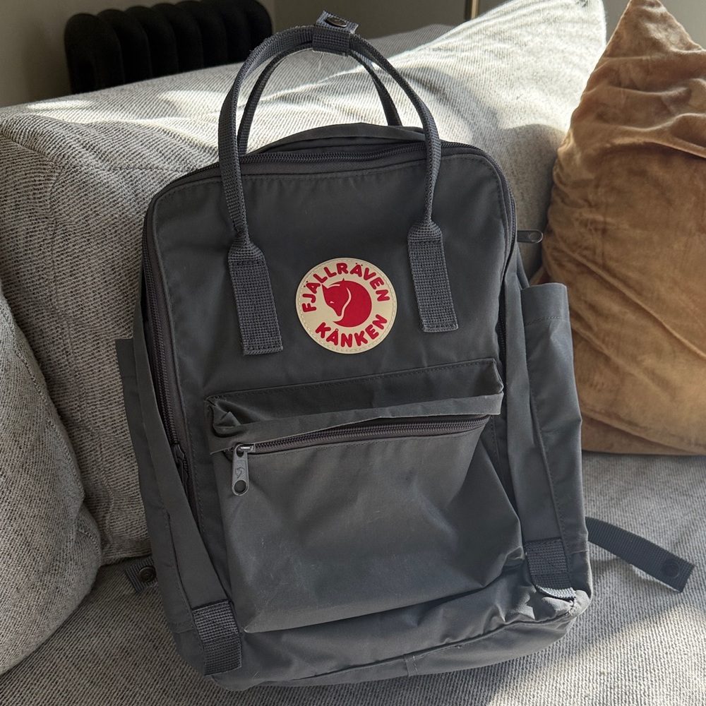 Fjallraven Kånken Gray Backpack 13”